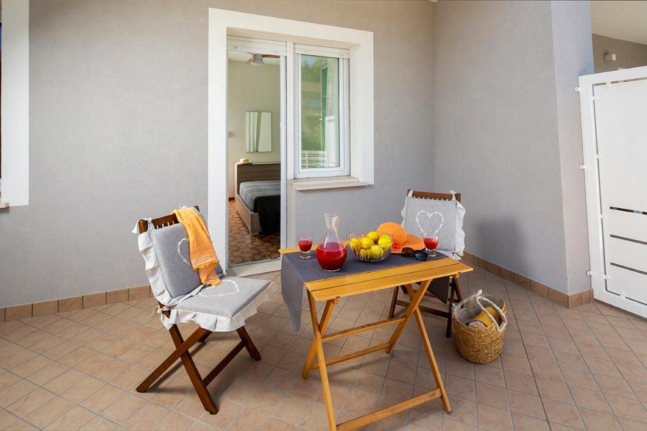 Appartamenti Villa Miramare Rimini Zewnętrze zdjęcie
