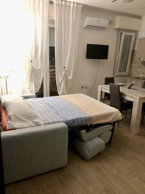 Appartamenti Villa Miramare Rimini Zewnętrze zdjęcie