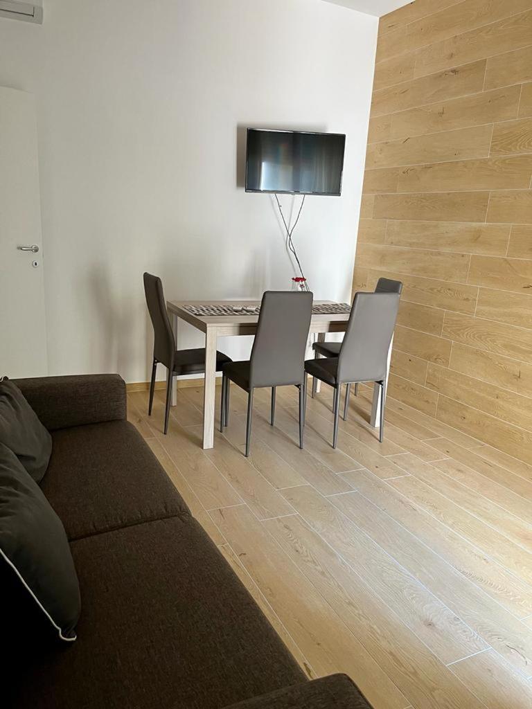 Appartamenti Villa Miramare Rimini Zewnętrze zdjęcie